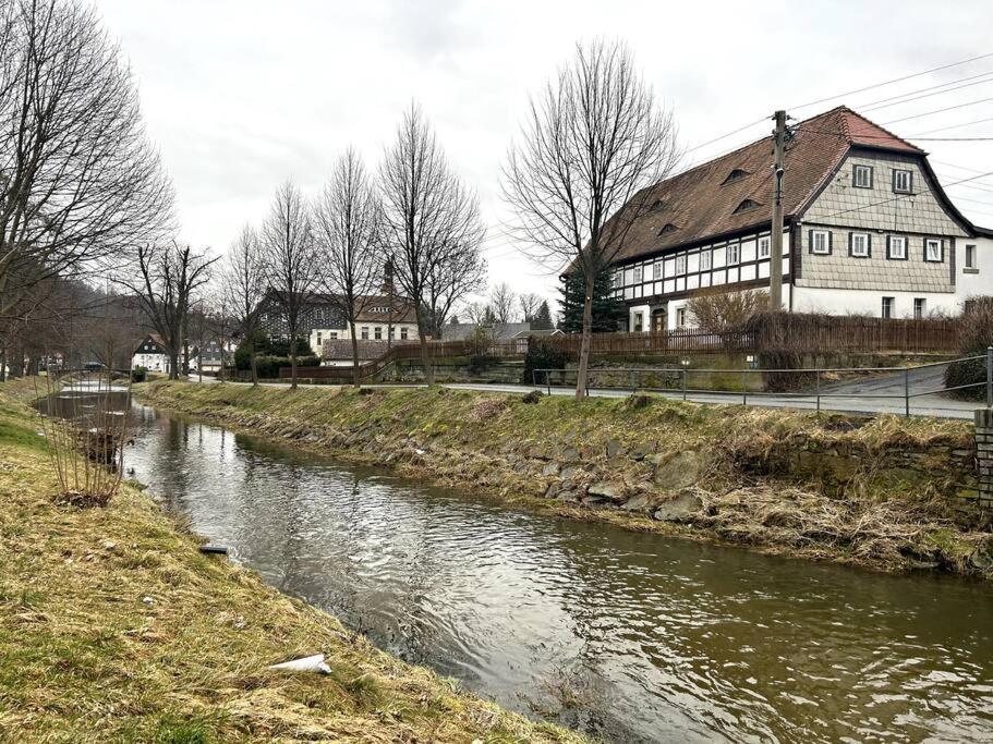 Rustikales Studio-Apartment Blockstube Im Haus Selma Großschönau Exteriör bild