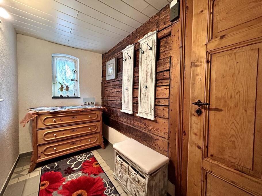 Rustikales Studio-Apartment Blockstube Im Haus Selma Großschönau Exteriör bild